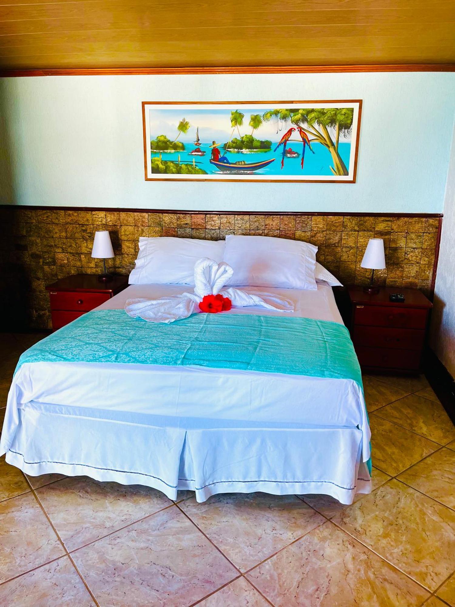 Inn Saint Tropez *